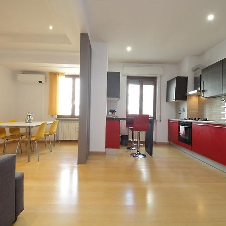 Cozy And Comfy Apartment In Piramide Metro Stop Рим Екстер'єр фото